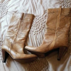 Cowgirl boots with skinny heel